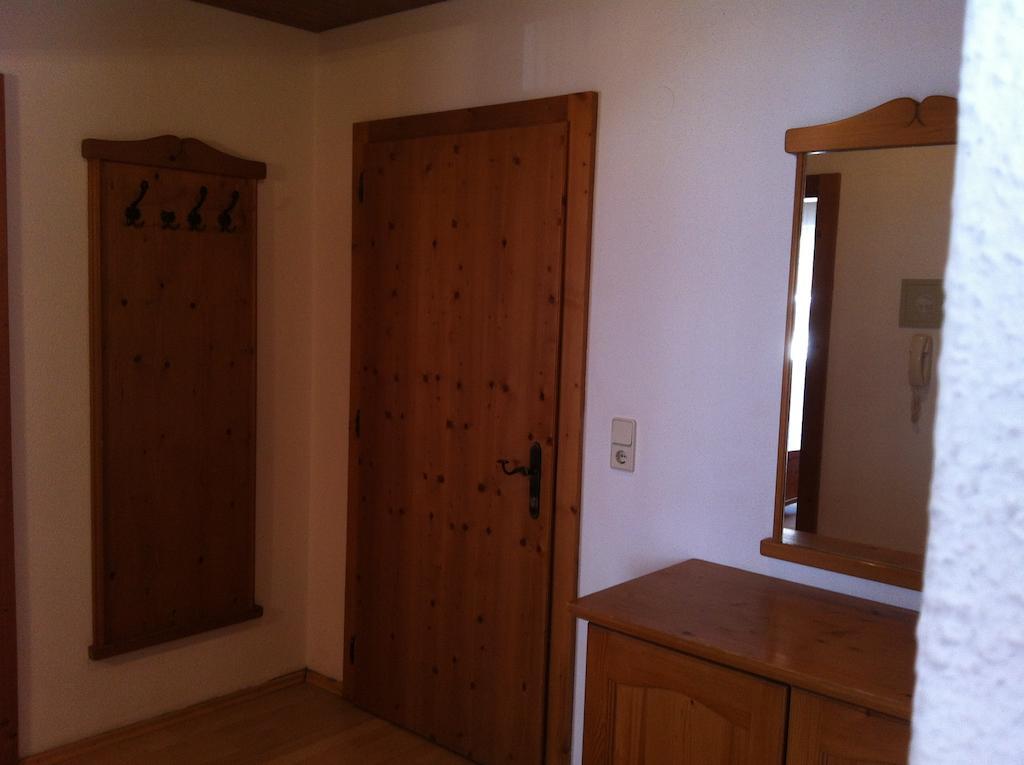 Hotel Garni Pfandl Neustift im Stubaital Zimmer foto
