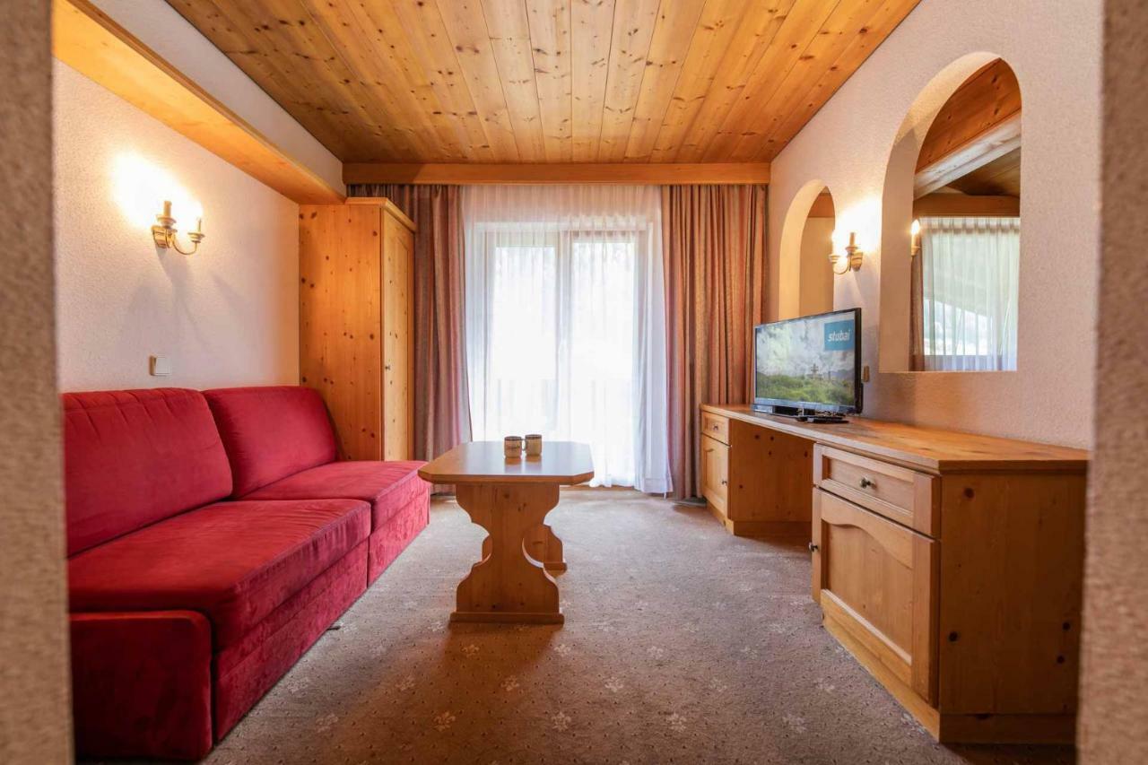 Hotel Garni Pfandl Neustift im Stubaital Exterior foto