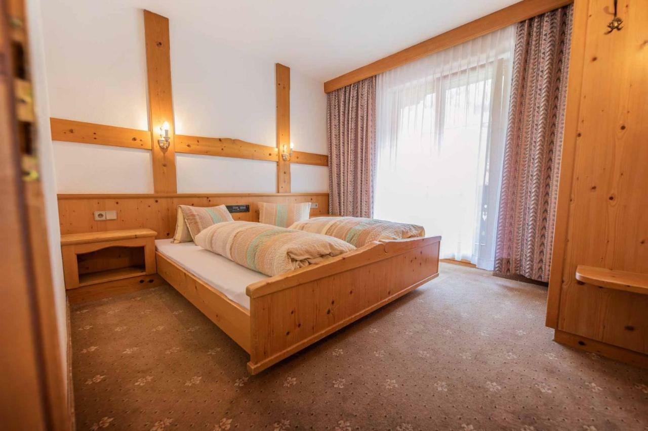 Hotel Garni Pfandl Neustift im Stubaital Exterior foto